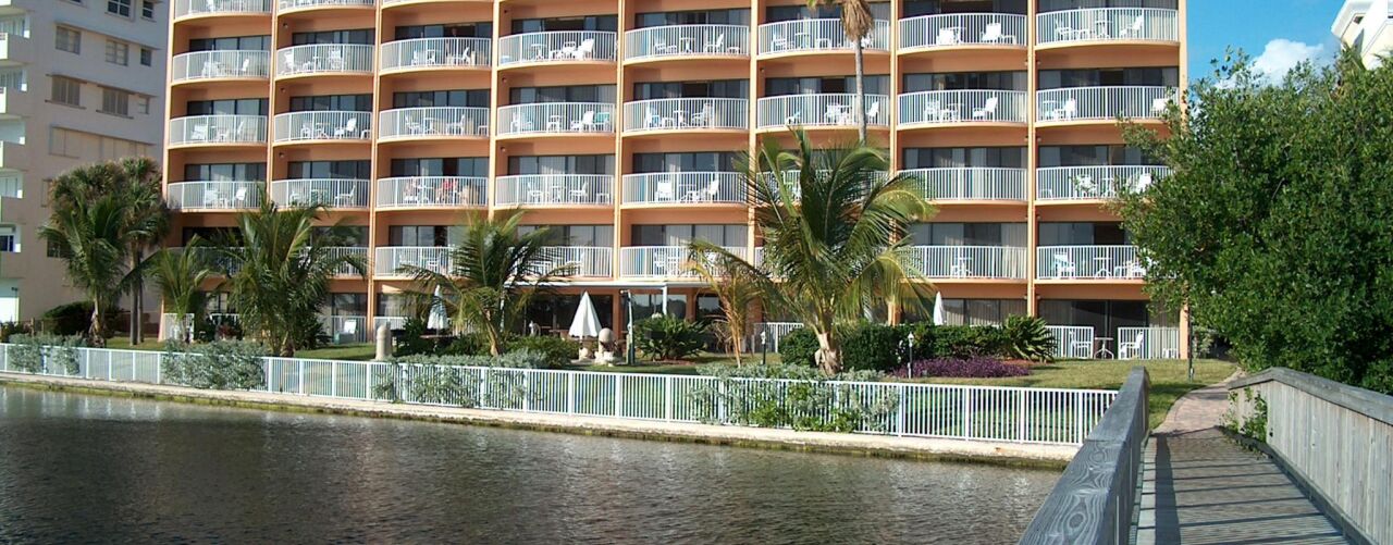 Canada House Beach Club