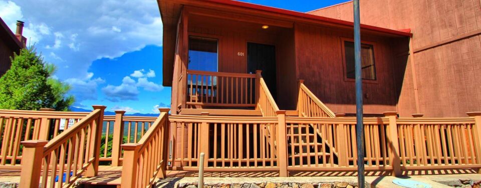 Crown Point Resort