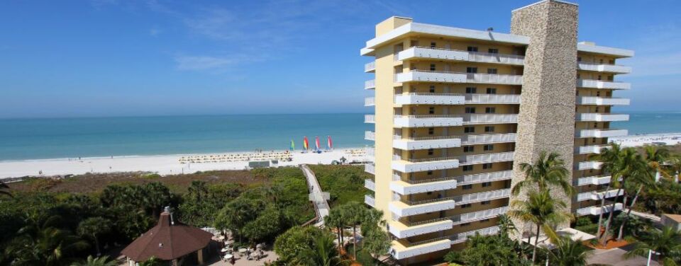 The Charter Club of Marco Beach