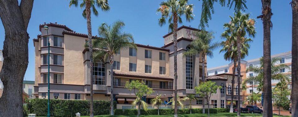 Peacock Suites