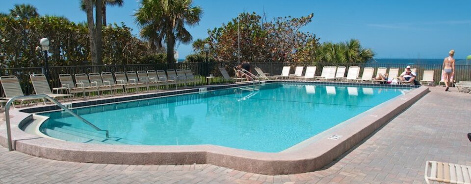 Camaron Cove Resort