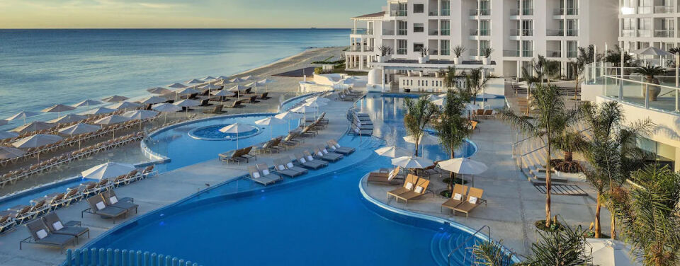Playacar Palace