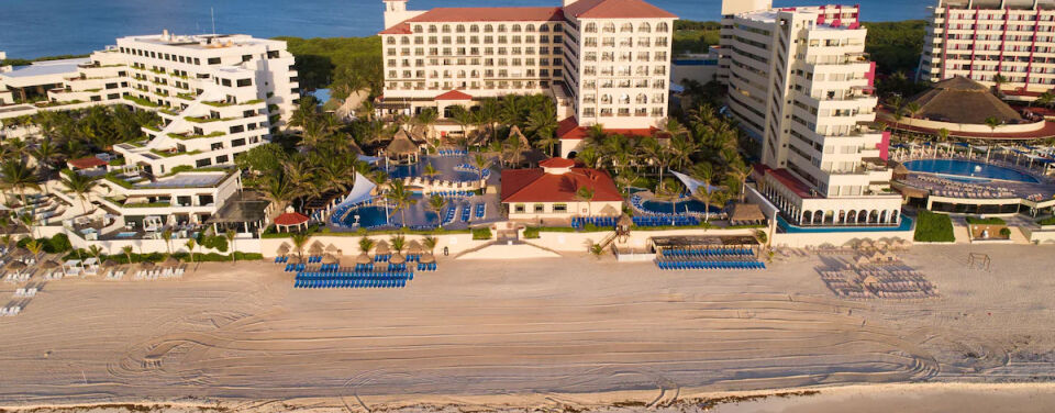 GR Solaris Cancun
