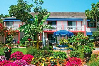 Smuggler's Cove Resort