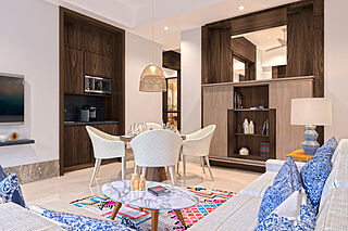Sample Suite Royal One-Bedroom