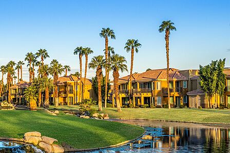 Marriott's Desert Springs Villas