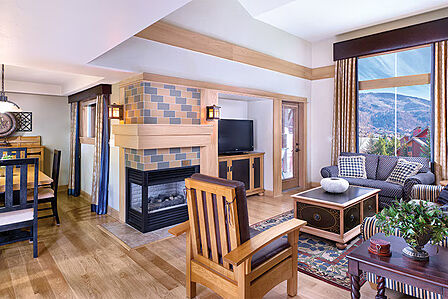 Sample presidential suite living area