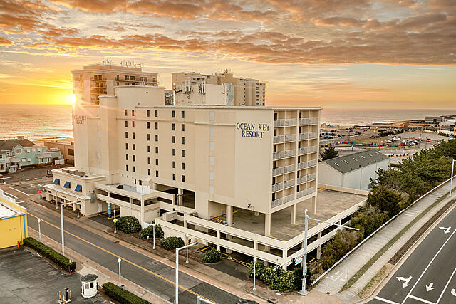 Ocean Key Resort