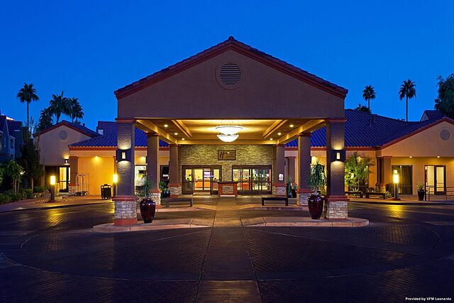 Holiday Inn Club Vacations at Desert Club Resort