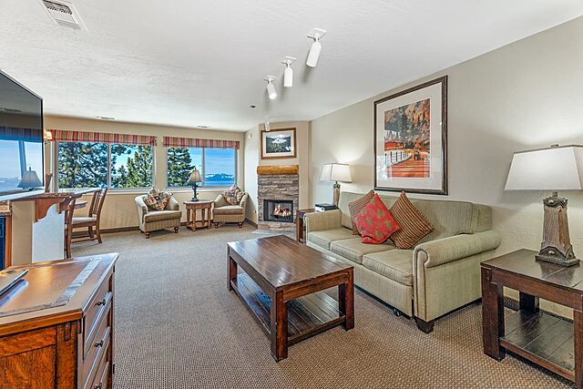 Sample Ridge View living area