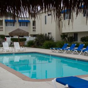Great Pool! BBQ!