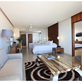Jr Suite