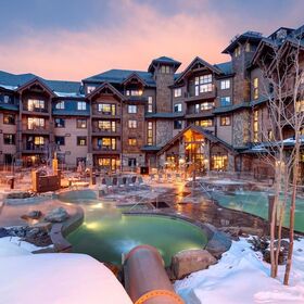 Resort courtyard with pools and hot tubs