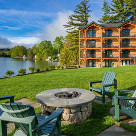 Center Harbor Inn