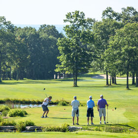 Amenity: Eagle Rock Resort Golf (1 Championship 18-Hole & 1 9-Hole Executive Course)