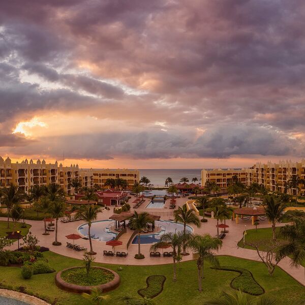 Royal Resorts resort photo