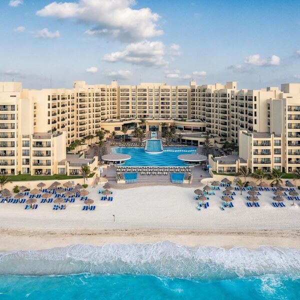 Royal Resorts resort photo