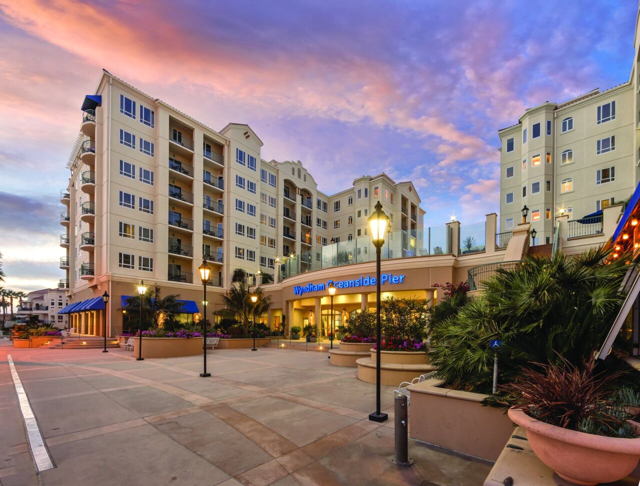 Club Wyndham Oceanside Pier Resort