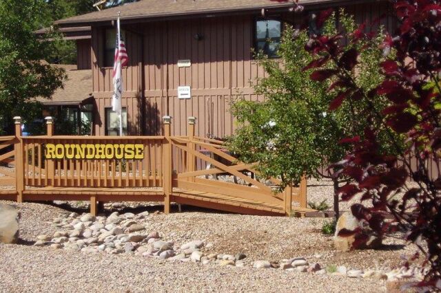 Roundhouse Resort