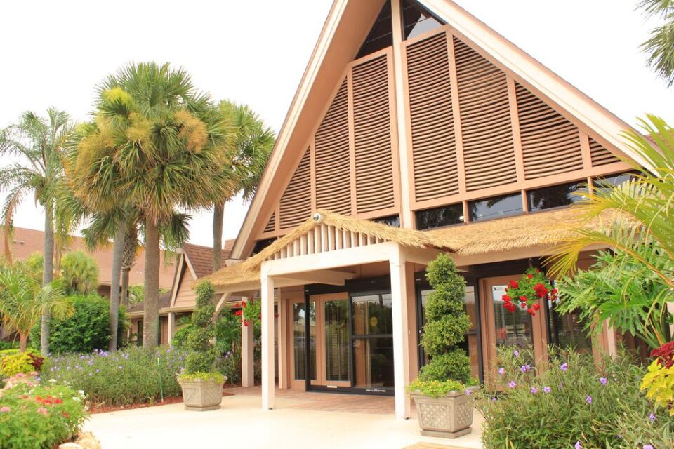 Polynesian Isles Resort