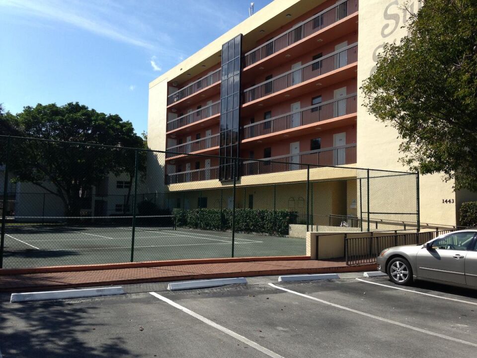 Surfsider Resort