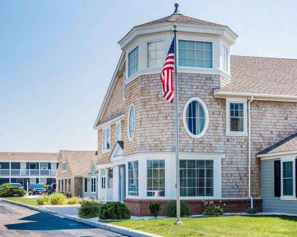 The Soundings Seaside Resort