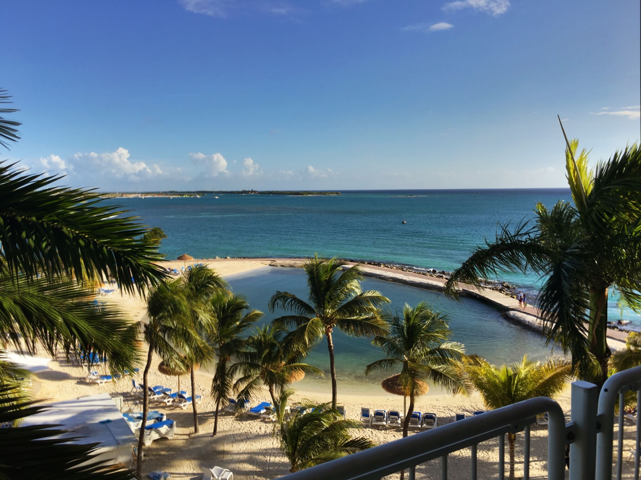 Renaissance Aruba Resort & Casino Ocean Suites RedWeek