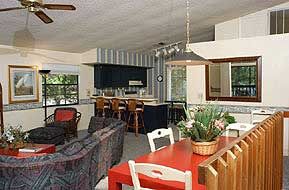 Sutherland Crossing - Unit Living Area
