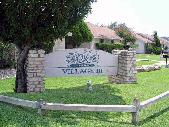 The Shores at Lake Travis - Entry