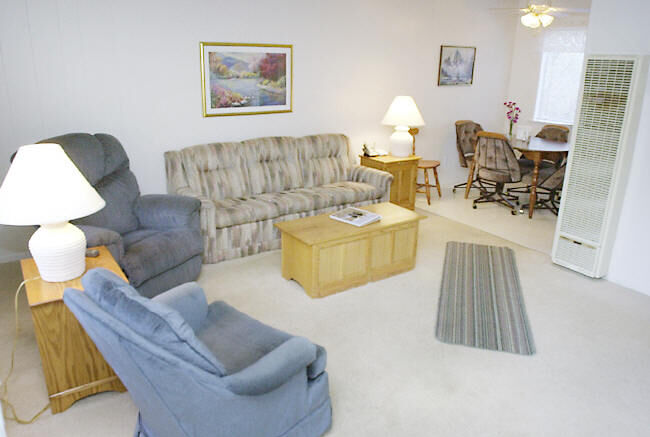Paradise - unit living area