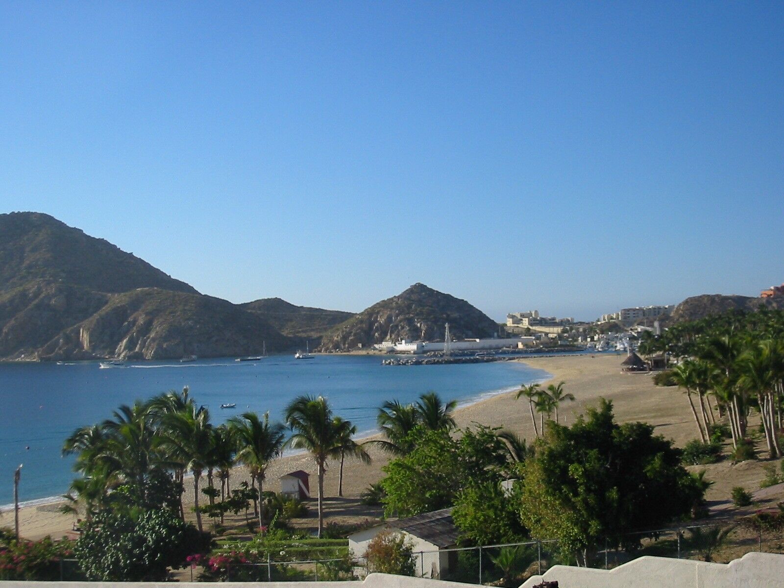 Playa El Medano - side view from the balcony