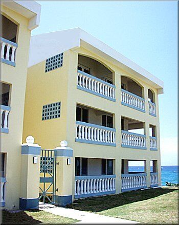 Villas de Costa Dorada