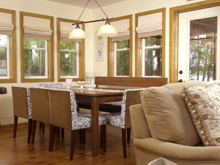 Inaski Shores - Unit Dining Area