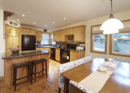 Inaski Shores - Unit Kitchen