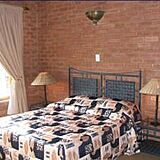 Monateng Safari Lodge
