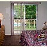 The Seasons at Sugarbush Resort — - bedroom