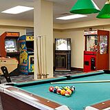 Bluegreen Patrick Henry Square — downstairs gameroom