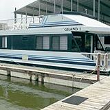 Grand Lakefront Resort Club at Lake Eufaula — Royal Host Club at Lake Eufaula - Outside