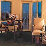 Wyndham Bay Voyage Inn — Room at the
