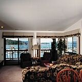 Pend Oreille Shores Resort — - Unit Living Area