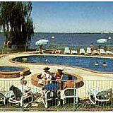 Lake Edge Resort (Victoria) — Lake Edge Resort (Victoria)