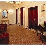Hotel Piccola Fenice — Room at