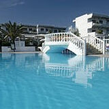 Sun Beach Holiday Club — - Pool