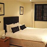 Marriott's Grand Residence Club, Mayfair-London — Double bed