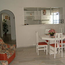 Holiday Club Calahonda — - Unit Dining Room