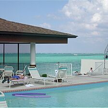 Westwind Club &mdash; Clubhouse/Pool