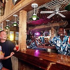 Viva Wyndham Fortuna Beach — - Bar