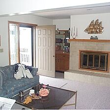 Crystal Mountain Resort — - Unit Living Area