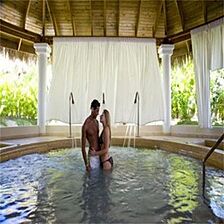 Dream Suites by Lifestyle at Be Live Grand Punta Cana &mdash; Spa hot tub