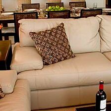 Peninsula Island Resort & Spa — Living Area